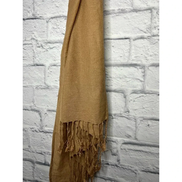 Pashmina tan scarf - Picture 2 of 4